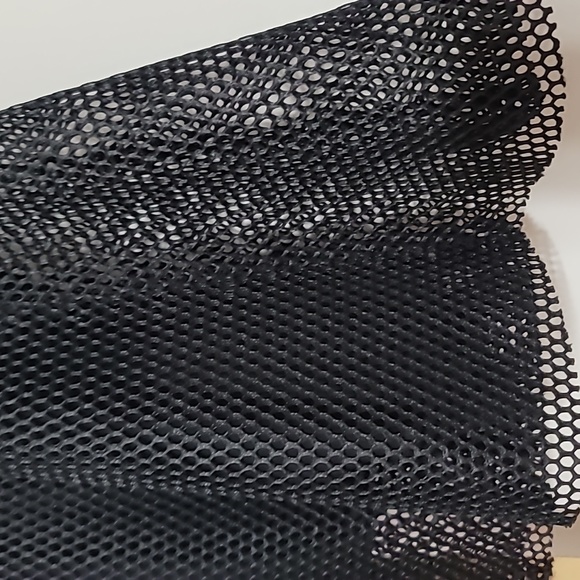 Moncler fishnet skirt. Size small - Picture 5 of 8